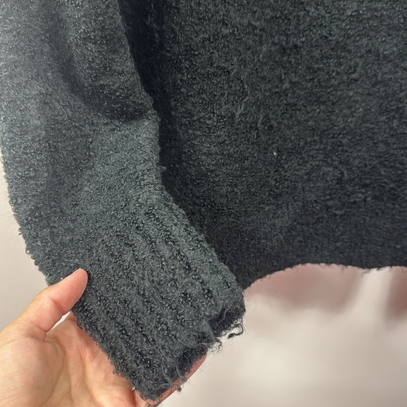 Aerie Size M Sweater - Picture 3 of 4